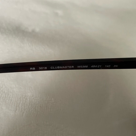 Clubmaster Raybans - Picture 4 of 4